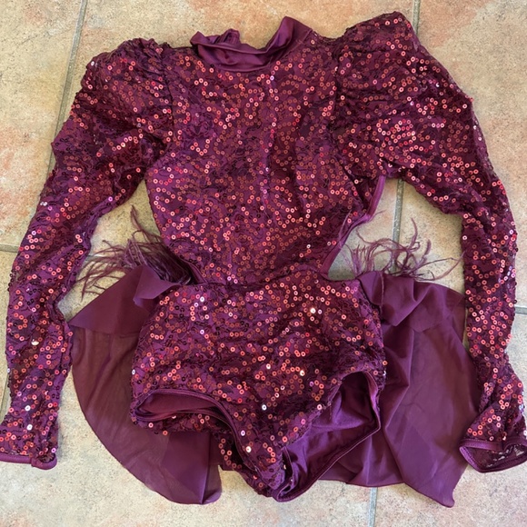 Trouble - Picture 4 of 4